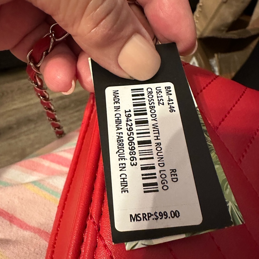 Badgley Mischka Red Quilted Shoulder Bag - Picture 5 of 15
